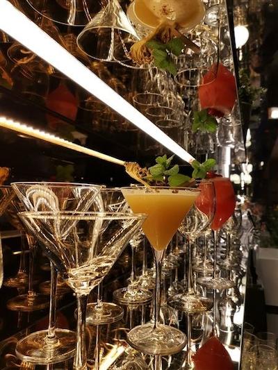 اینهوس هتل گراند