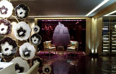 لت هتل اسئوول اکسکوتیو تور