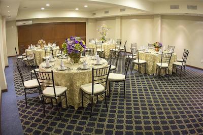 گاما تامپیکو