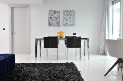 اتنیوم پالاس اند لاکچری سوئیتس