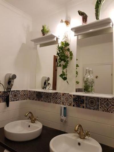 کاپسول هتل اینترکیوب ترتیاکوسکایا