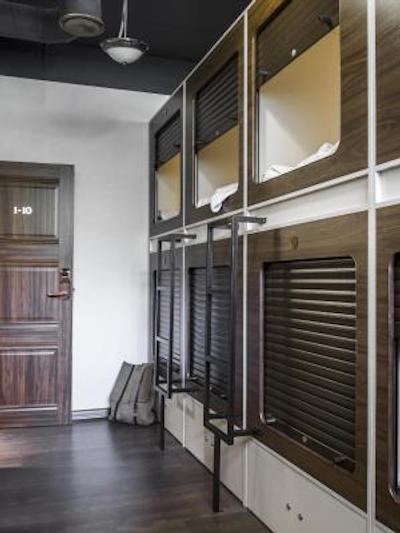 کاپسول هتل اینترکیوب ترتیاکوسکایا