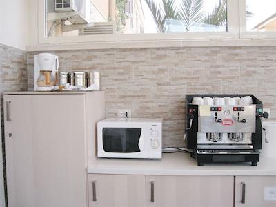 فاولتی تورز