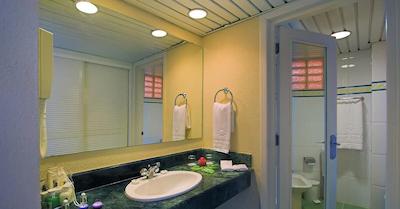 ملی لاز انتیلاز