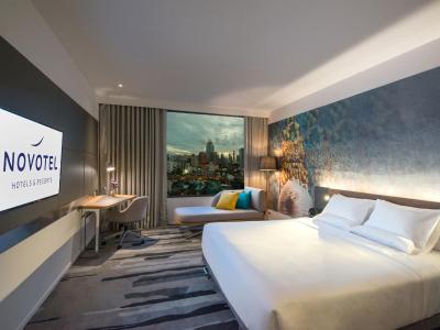 نیووتل بانکوک سوخومویت 4