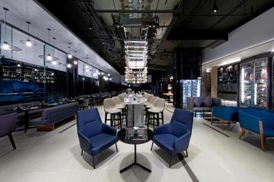 نیووتل بانکوک سوخومویت 4