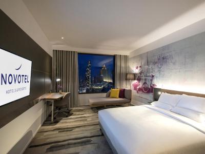 نیووتل بانکوک سوخومویت 4