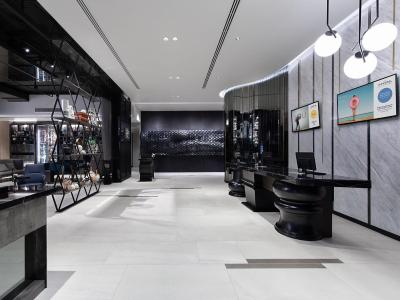 نیووتل بانکوک سوخومویت 4