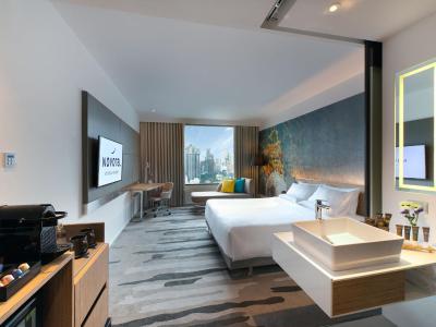 نیووتل بانکوک سوخومویت 4