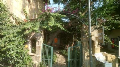 بگونویل پنشن