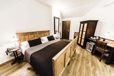 ارچیبالد ات د چارلز بریج