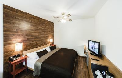 ارچیبالد ات د چارلز بریج