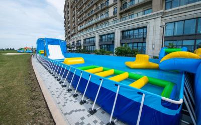 کیو-باکس هتل شانگهای سانجیاگانگ