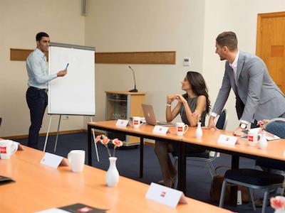 ایبیز منز هتل