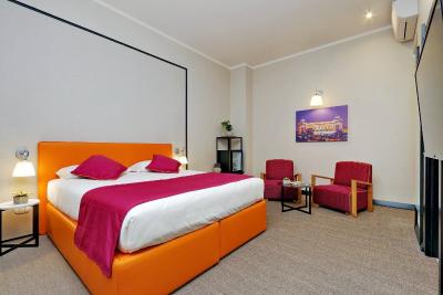 رلیز ویتریا کلنا