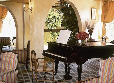 ناجتی هتل د والسور