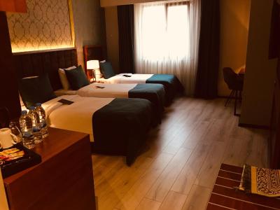 گراند واوز هتل