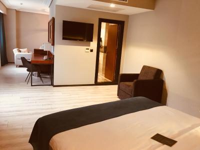 گراند واوز هتل