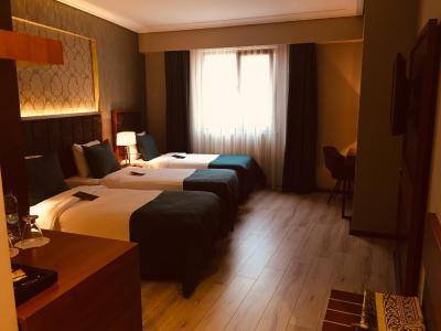 گراند واوز هتل