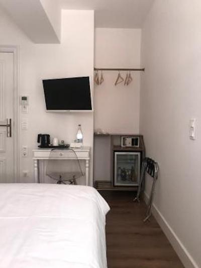 باهار بوتیک هتل