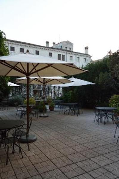 هتل بل ارتی