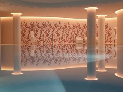 د چارلز هتل