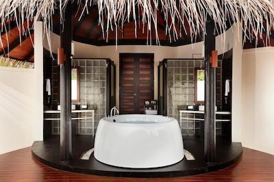 د سان سیام ایرو فوشی