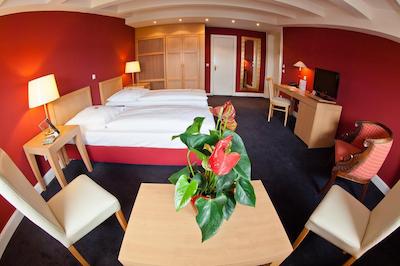 رلکسا هتل بلوو هامبورگ