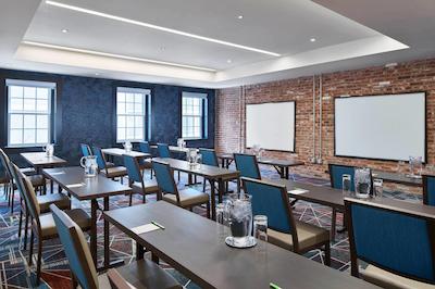 رسیدنس این واشینگتون دونتون/کنونشن سنتر