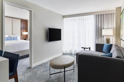 رسیدنس این واشینگتون دونتون/کنونشن سنتر