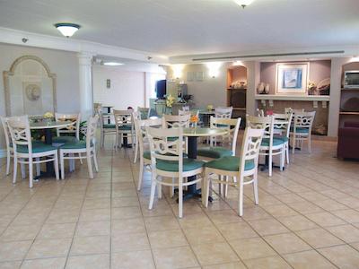 لا کوینتا این نرفلک ویرجینیا بیچ