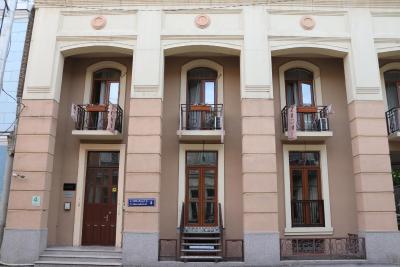 نیو تفلیس هتل