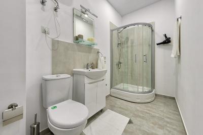 نیو تفلیس هتل