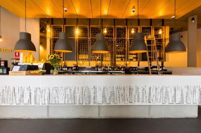 سُنگ هتل اسیدنی