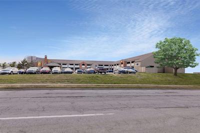 سوپر 8 کانساز سیتی آیرپرت