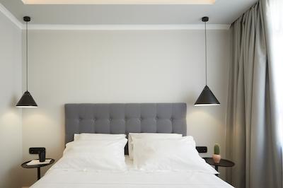 د ارتیست آتن