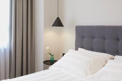 د ارتیست آتن