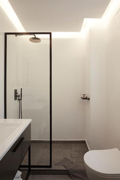 د ارتیست آتن