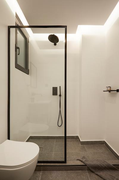 د ارتیست آتن