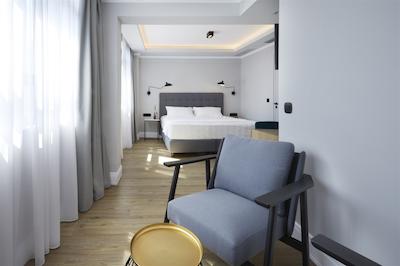 د ارتیست آتن