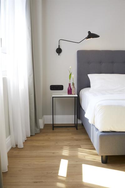 د ارتیست آتن