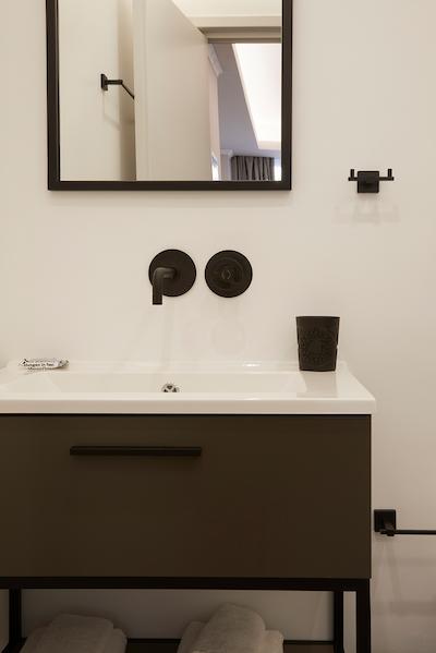 د ارتیست آتن