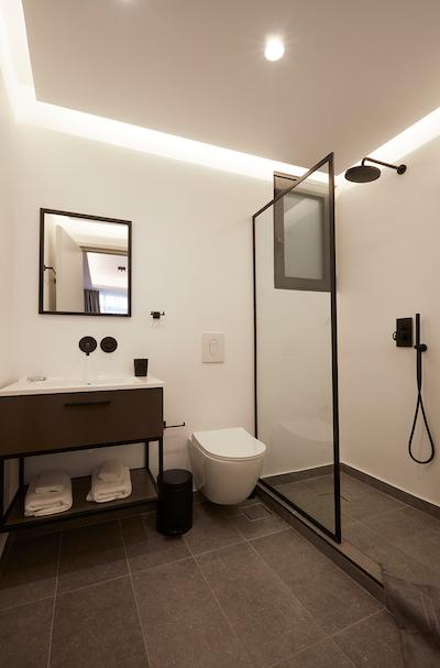 د ارتیست آتن