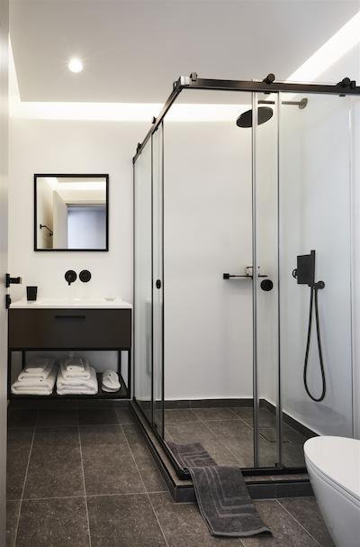 د ارتیست آتن