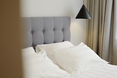 د ارتیست آتن