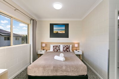 کیرنز کویینز کورت