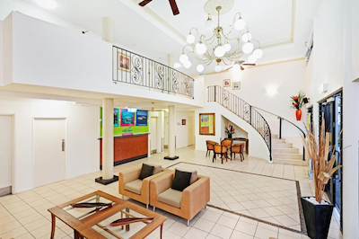 کیرنز کویینز کورت