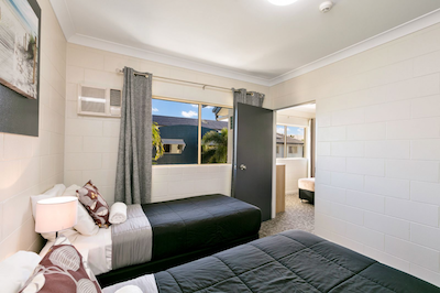 کیرنز کویینز کورت