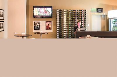 تراولج هتل ولینگتون