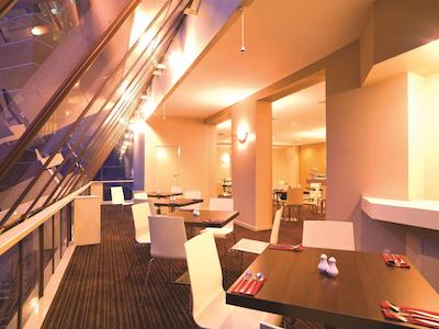 تراولج هتل ولینگتون